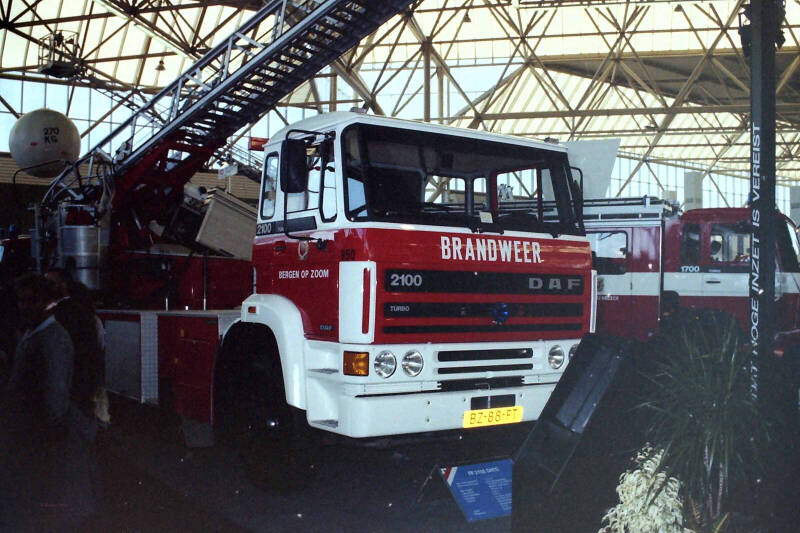 Kenteken: BZ-88-FT Roepnummer: 850 > 7251 Type voertuig: AL-K30 Merk &amp; Type: DAF FF2105DHTD445 Opbouw: Magirus Bouwjaar: 1988 In dienst: 1988 Uit dienst: 2007