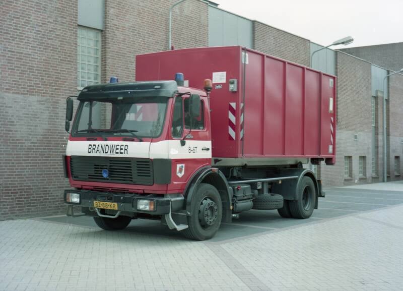 Kenteken: VT-82-VH Roepnummer: 294 > GL-VS-84 Type voertuig: PM9-BT Merk &amp; Type: Fiat Ducato 14[4WD] Opbouw: Veth Bouwjaar: 1993 In dienst: 1993 Uit dienst: 2005. Verkocht aan regio en ombouw tot WO  