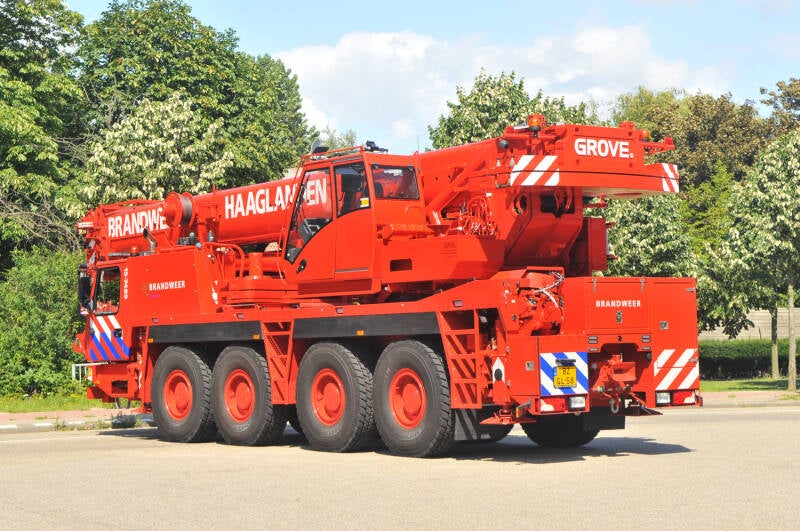 Kenteken: BZ-GL-58 Roepnummer: 15-7489 Type voertuig: KR-68 Merk &amp; Type: Manitowoc-Grove GMK4080-1 Opbouw: Grove Bouwjaar: 2011 In dienst: 2011 Uit dienst: Standplaats: den Haag - Leidschenveen