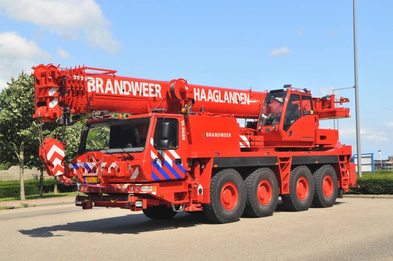 Kenteken: BZ-GL-58 Roepnummer: 15-7489 Type voertuig: KR-68 Merk &amp; Type: Manitowoc-Grove GMK4080-1 Opbouw: Grove Bouwjaar: 2011 In dienst: 2011 Uit dienst: Standplaats: den Haag - Leidschenveen