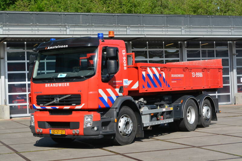 Kenteken: BZ-ST-37 Roepnummer: (653) 13-9088 Type voertuig: HA Merk &amp; Type: Volvo FE300(6x2) Opbouw: Multilift Bouwjaar: 2012 In dienst: 2012 Uit dienst: