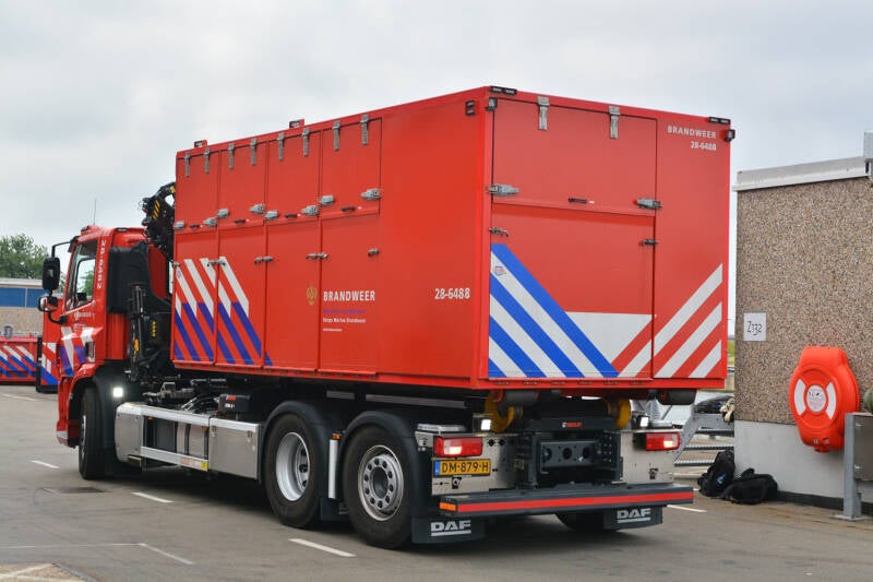 Kenteken: DM-879-H Roepnummer: 28-6482 Type voertuig: HA-KR Merk &amp; Type: DAF CF410FAN560(6x2) Opbouw: Multilift-Hiab Bouwjaar: 2022 In dienst: 2022 Uit dienst: