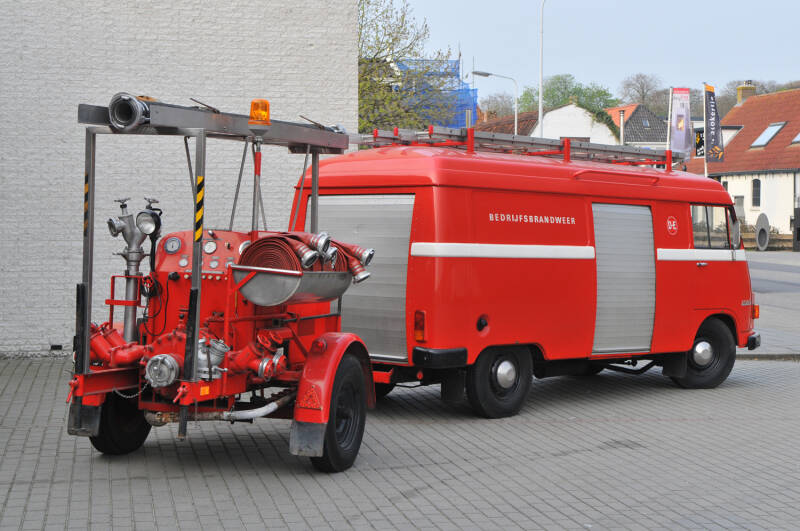 Kenteken: DN-03-32 Roepnummer: 108 Type voertuig: PM3 Merk &amp; Type: Mercedes Benz L206D Opbouw: Bouwjaar: 1972 In dienst: 1976 Uit dienst: 198. Standplaats: Joure
