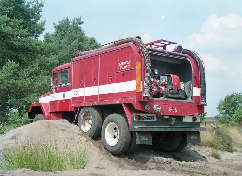 Kenteken: DN-32-43 Roepnummer: 809 Type voertuig: TS7 LD1600 T3500 Merk &amp; Type: Terberg N550(6x6) Opbouw: van Eck-Ziegler Bouwjaar: 1973 In dienst: 1973 Uit dienst: 19..
