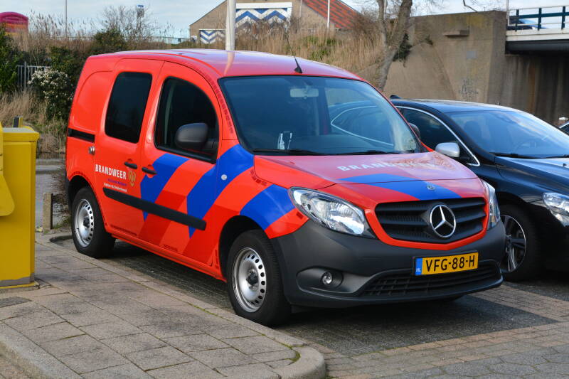 Kenteken: VFG-88-H Roepnummer: Type voertuig: DV Merk &amp; Type: Mercedes Benz 111CDi27[Citan] Opbouw: Visser Bouwjaar: 2020 In dienst: 2020 Uit dienst: Standplaats: Regionaal inzetbaar