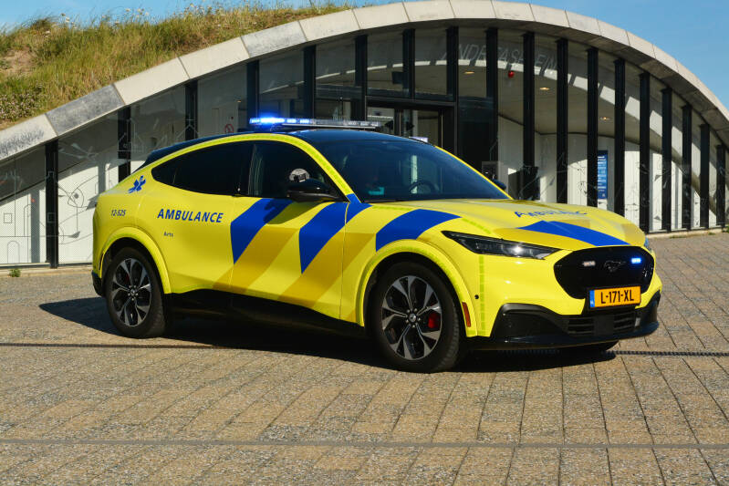 Kenteken L-171-XL Roepnummer 12-525