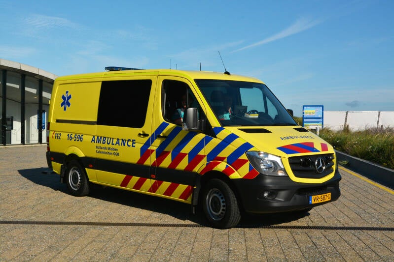 Kenteken VR-587-G Roepnummer 16-596