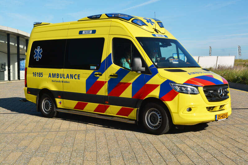 Kenteken ZS-422-S Roepnummer 16-185