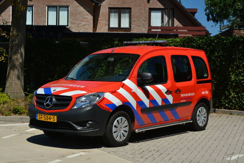 Kenteken: GF-584-S Roepnummer: 06-7183 > 06-1701 Type voertuig: DA-FRB Merk &amp; Type: Mercedes Benz 1,4D[Citan] Opbouw: Bouwjaar: 2015 In dienst: 2015 Uit dienst:
