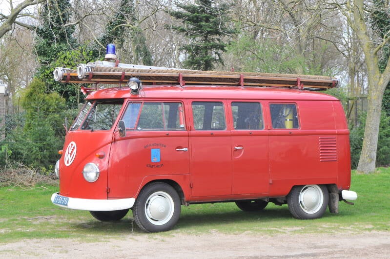 Kenteken: TJ-51-70 . Roepnummer...Type voertuig: PM9 Merk &amp; Type: Volkswagen Transporter T1-Combi Opbouw: Mostard Bouwjaar: 1962 In dienst: 1962 Uit dienst: 19..