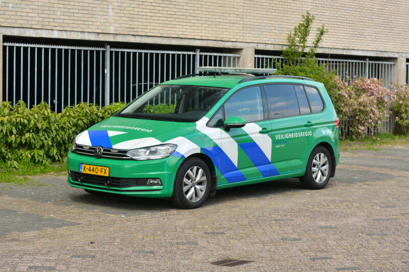 Kenteken: K-440-FX Roepnummer: 16-9492 Type voertuig: DA Merk &amp; Type: Volkswagen Touran 2,0TDi Opbouw: Bouwjaar: 2021 In dienst: 2021 Uit dienst: Standplaats: Regionaal inzetbaar (standplaats Leiden - Zuid