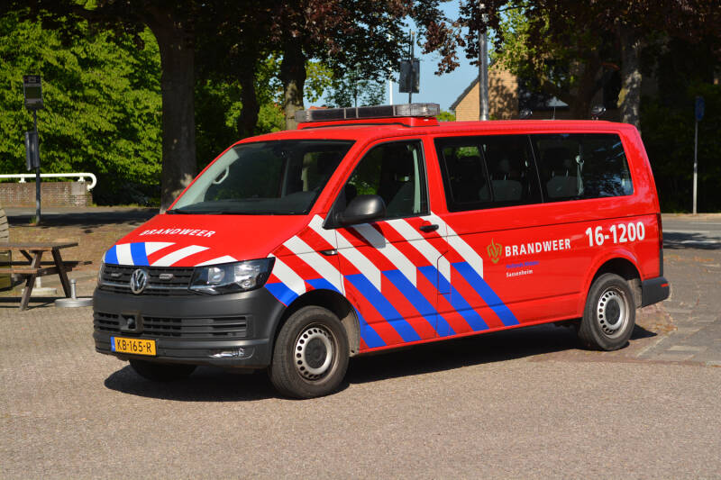Kenteken: KB-165-R Roepnummer: 16-1200 Type voertuig: DB Merk &amp; Type: Volkswagen Transporter T6-Kombi 2,0TDi Opbouw: Bouwjaar: 2016 In dienst: 2016 Uit dienst: