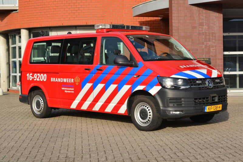 Kenteken: KF-138-H Roepnummer: 16-9200 Type voertuig: DB Merk &amp; Type: Volkswagen Transporter T6-Kombi 2,0TDi Opbouw: Bouwjaar: 2016 In dienst: 2019 Uit dienst: Standplaats: Waddinxveen. Afkomstig van Reeuwijk
