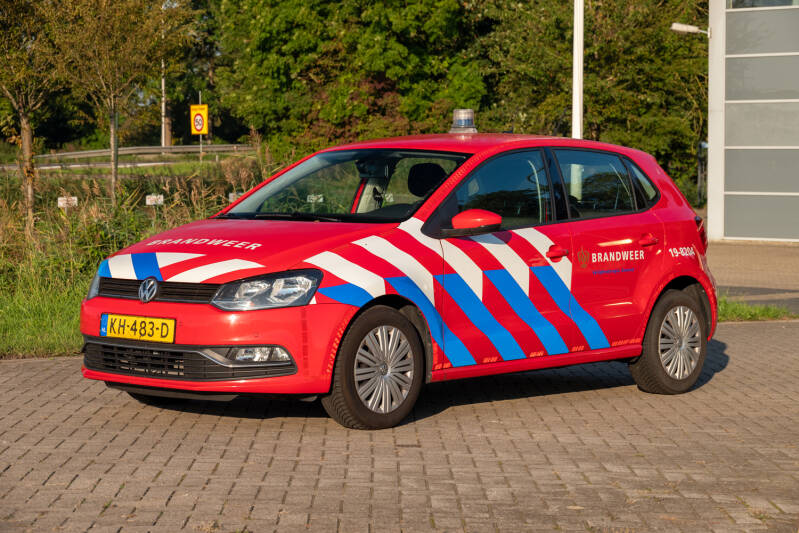 Kenteken: KH-482-D Roepnummer: 19-4203 > 19-8203 Type voertuig: DA Merk &amp; Type: Volkswagen Polo 1,4TDi Opbouw: Bouwjaar: 2016 In dienst: 2016 Uit dienst:
