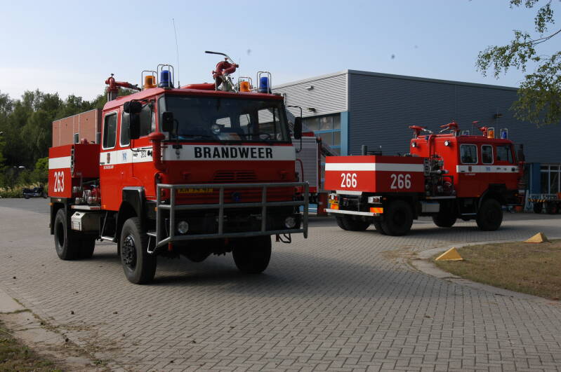 Kenteken: KN-94-47 Roepnummer: A83 > 263 Type voertuig: TS6 LD1200 T4000 Merk &amp; Type: DAF YA5442DT385 Opbouw: Ajax-Ziegler Bouwjaar: 1988 In dienst: 1988 Uit dienst: 2005