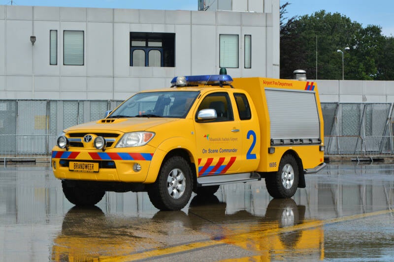 Kenteken: Roepnummer: 2 > 2791 > 6695 Type voertuig: HV-3 / DA-OD Merk &amp; Type: Toyota Hilux 2,5D-SX Opbouw: Plastisol Bouwjaar: 2008 In dienst: 2008 Uit dienst: Standplaats: Beek