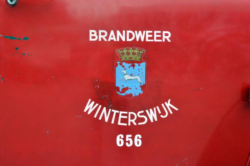 Kenteken: NV-88-55 Roepnummer: Type voertuig: AL-17+2 Merk &amp; Type: Commer T255[Superpoise] Opbouw: Remmers-Metz Bouwjaar: 1955 In dienst: 1960 Uit dienst: 1981. In bezit van brandweermuseum Hoogezan