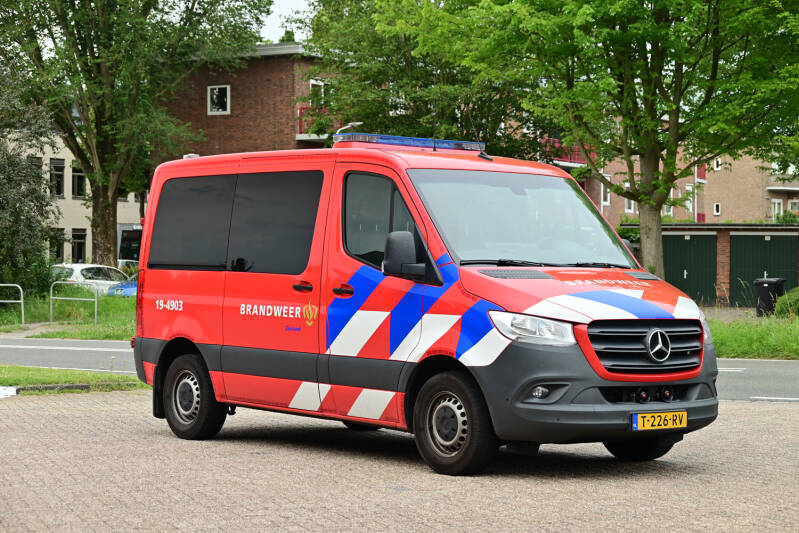 Kenteken: T-226-RV Roepnummer: 19-4903 Type voertuig: DB Merk &amp; Type: Mercedes Benz 315CDi33[Sprinter] Opbouw: Bouwjaar: 2023 In dienst: 2023 Uit dienst: Standplaats: Goes - Oranjeweg