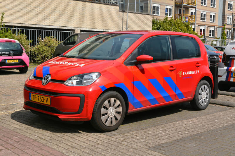 Kenteken: TP-753-V Roepnummer: Type voertuig: DA Merk &amp; Type: Volkswagen Up 1,0 Opbouw: Bouwjaar: 2018 In dienst: 2018 Uit dienst: Standplaats: Leiden - Zuid