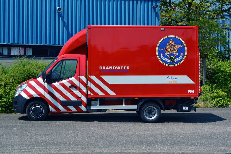 Kenteken: V-242-NP Roepnummer: PM Type voertuig: VW Merk &amp; Type: Opel Movano 3500 2,3CDTi Opbouw: Dhollandia-CityBox Bouwjaar: 2018 In dienst: 2018 Uit dienst: Standplaats: Bergen op Zoom Cluster / District: