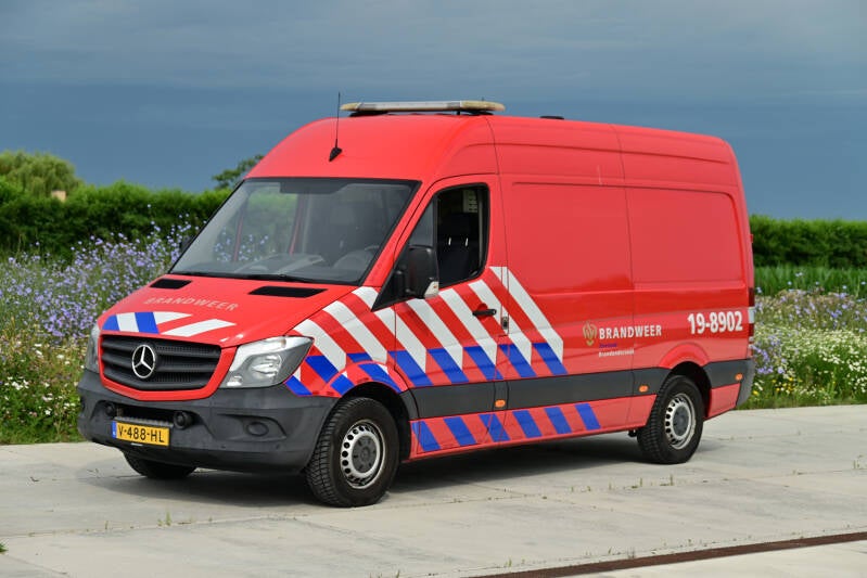 Kenteken: V-488-HL Roepnummer: 19-4902 > 19-8902 Type voertuig: DV-TBO Merk &amp; Type: Mercedes Benz 314CDi36[Sprinter] Opbouw: Visser Bouwjaar: 2017 In dienst: 2017 Uit dienst: