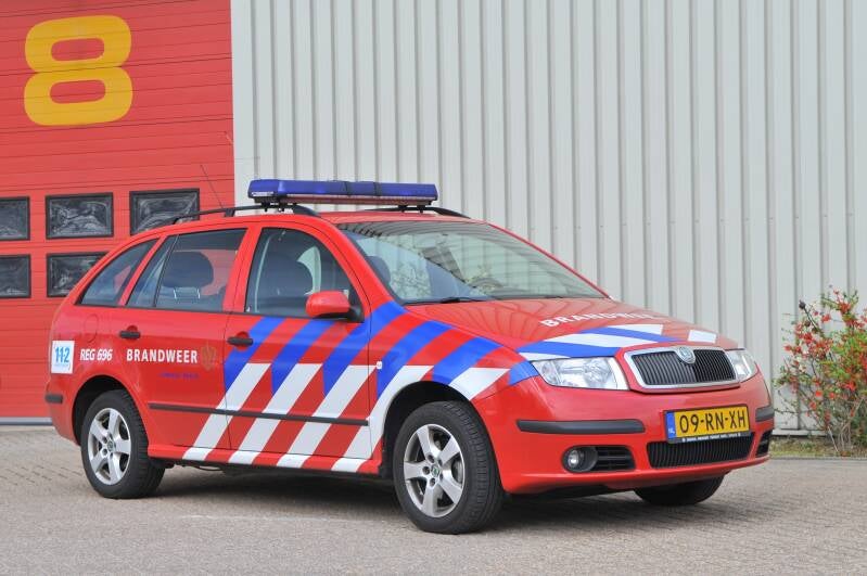 Kenteken: 09-RN-XH Roepnummer: REG696 Type voertuig: DA Merk &amp; Type: Skoda Fabia combi TDi Opbouw: Bouwjaar: 2006 In dienst: 2006 Uit dienst: 2019.Regionaal voertuig, tbv Sector Veiligheid.  