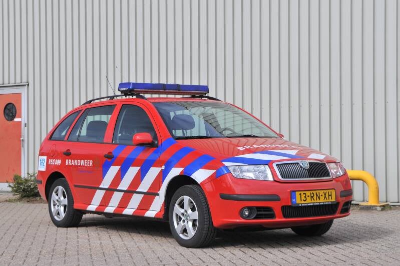 Kenteken: 13-RN-XH Roepnummer: 899 Type voertuig: DA Merk &amp; Type: Skoda Fabia-Combi 1,9TDi Opbouw: Bouwjaar: 2005 In dienst: 2005 Uit dienst: 2017. Regionaal voertuig.