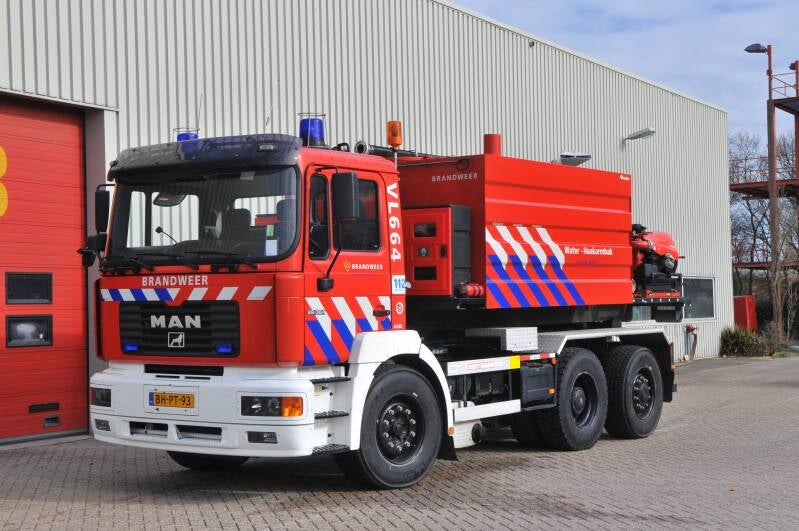Kenteken: BH-PT-93 Roepnummer: 664 > 23-3282 Type voertuig: HA Merk &amp; Type: MAN 28.364FNL Opbouw: NCH-Terberg Bouwjaar: 2000 In dienst: 2000 Uit dienst: 2017. Naar bedrijfsbrandweer Chemelot-Geleen