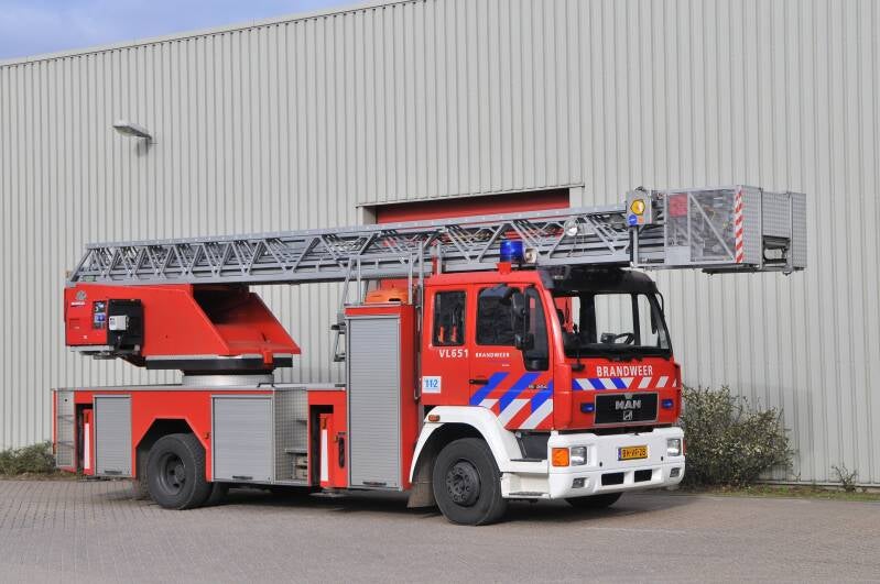 Kenteken: BH-VF-28 Roepnummer: VL651 > 23-3251 Type voertuig: AL-K30 Merk &amp; Type: MAN 15.264LLF[M2000-City] Opbouw: Metz Bouwjaar: 1999 In dienst: 1999 Uit dienst: 2016