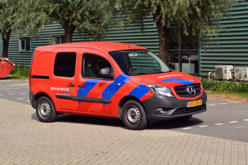 Kenteken: VFG-85-H Roepnummer: Type voertuig: DV Merk &amp; Type: Mercedes Benz 111CDi27[Citan] Opbouw: Visser Bouwjaar: 2020 In dienst: 2020 Uit dienst: Standplaats: Regionaal inzetbaar
