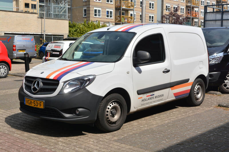Kenteken: VGR-53-F Roepnummer: Type voertuig: DV Merk &amp; Type: Mercedes Benz 111CDi27[Citan] Opbouw: Visser Bouwjaar: 2020 In dienst: 2020 Uit dienst:
