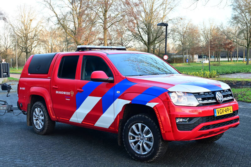 Kenteken: VGV-49-L Roepnummer: 04-1401 Type voertuig: PMT5 Merk &amp; Type: Volkswagen Amarok 3,0TDip Opbouw: Visser Bouwjaar: 2020 In dienst: 2020 Uit dienst: