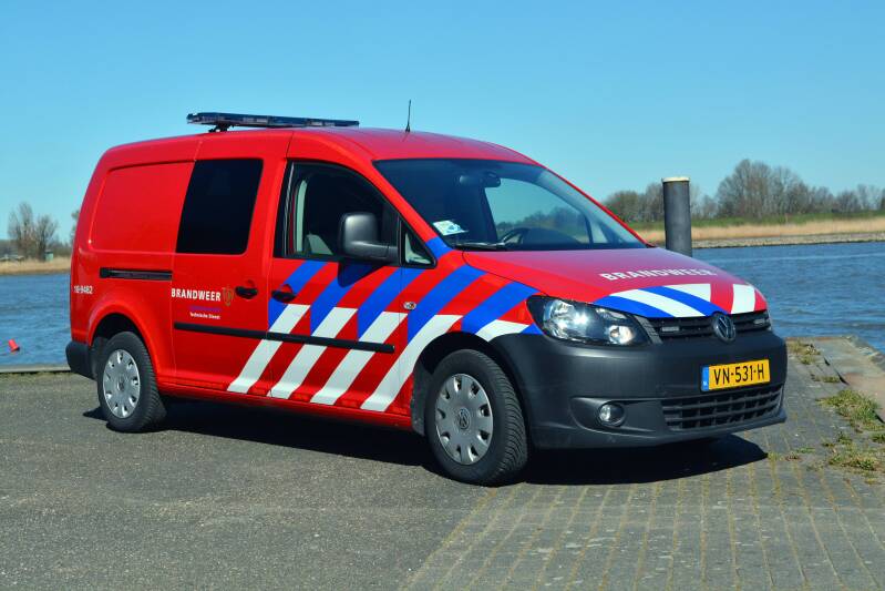 Kenteken: VN-531-H Roepnummer: 18-180 > 18-9482 Type voertuig: PM2-TD Merk &amp; Type: Volkswagen Caddy 1,6TDi Opbouw: Bouwjaar: 2015 In dienst: 2015 Uit dienst: Regionaal voertuig.