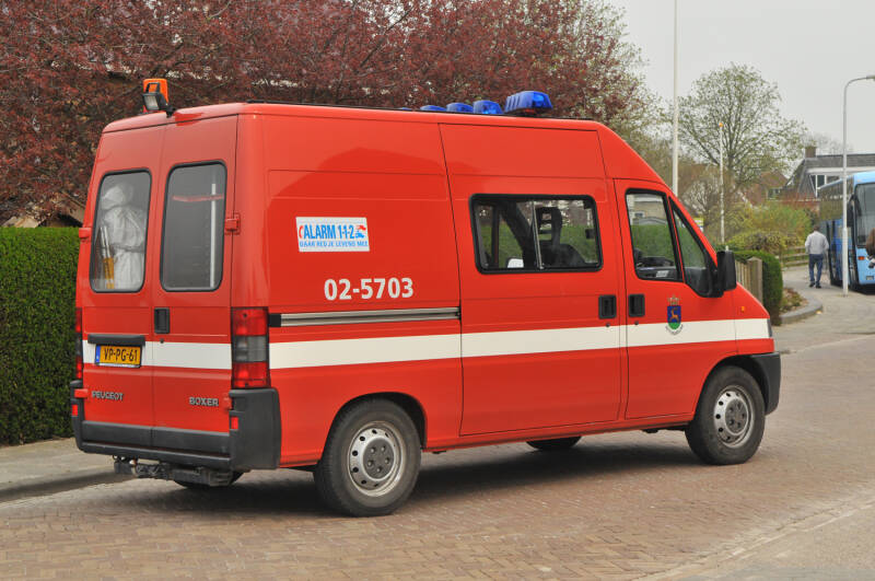 Kenteken: VP-PG-61 Roepnummer: 7?? > 02-5703 Type voertuig: PM5 Merk &amp; Type: Peugeot Boxer 2,5D Opbouw: Bouwjaar: 1998 In dienst: 1998 Uit dienst: 2017