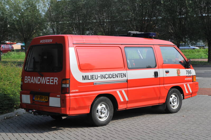 Kenteken: VR-BN-04 Roepnummer: 786 Type voertuig: GS-ME Merk &amp; Type: Mitsubishi L300-2,0PV-Long Opbouw: Bouwjaar: 1997 In dienst: 1997 Uit dienst: 2011