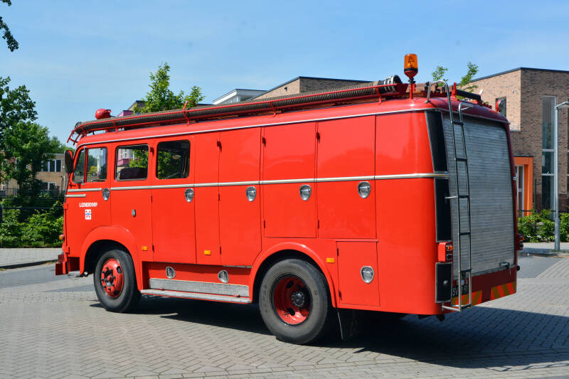 Kenteken: SV-71-91 Roepnummer: A72 > 776 > 12-97-XB Type voertuig: AS12 LD2500 > PM12 Merk &amp; Type: Magirus Deutz Mercur 120F Opbouw: Motorkracht-Magirus Bouwjaar: 1961 In dienst: 1961 Uit dienst: 1990.n 1978 omgebouwd tot PM, tegenwoordig museumvoertuig. 