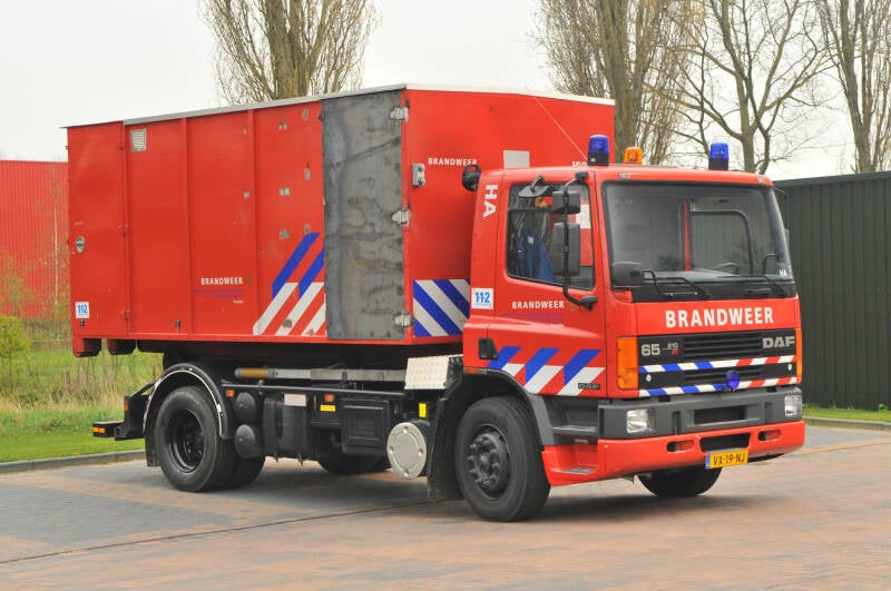 Kenteken: VX-19-NJ Roepnummer: 02-5681 > 02-5682 Type voertuig: HA Merk &amp; Type: DAF FA65.210NC400 Opbouw: Leebur Bouwjaar: 1993 In dienst: 2011 Uit dienst: 2019.  Regionaal BiZa voertuig. 