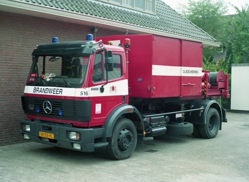 Kenteken: VX-55-FL Roepnummer: 47-516 Type voertuig: HA Merk &amp; Type: Mercedes Benz 1920F42 Opbouw: Leebur Bouwjaar: 1993 In dienst: 1993 Uit dienst: 2011