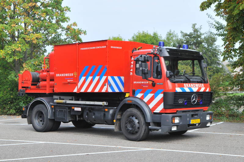 Kenteken: VX-55-FL Roepnummer: 47-516 Type voertuig: HA Merk &amp; Type: Mercedes Benz 1920F42 Opbouw: Leebur Bouwjaar: 1993 In dienst: 1993 Uit dienst: