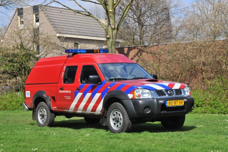 Kenteken: 80-BT-XR Roepnummer: WT691 > 23-4401 Type voertuig: PM5 Merk &amp; Type: Nissan King Cab DC2,5Di Opbouw: Bouwjaar: 2005 In dienst: 2005 Uit dienst: 2012