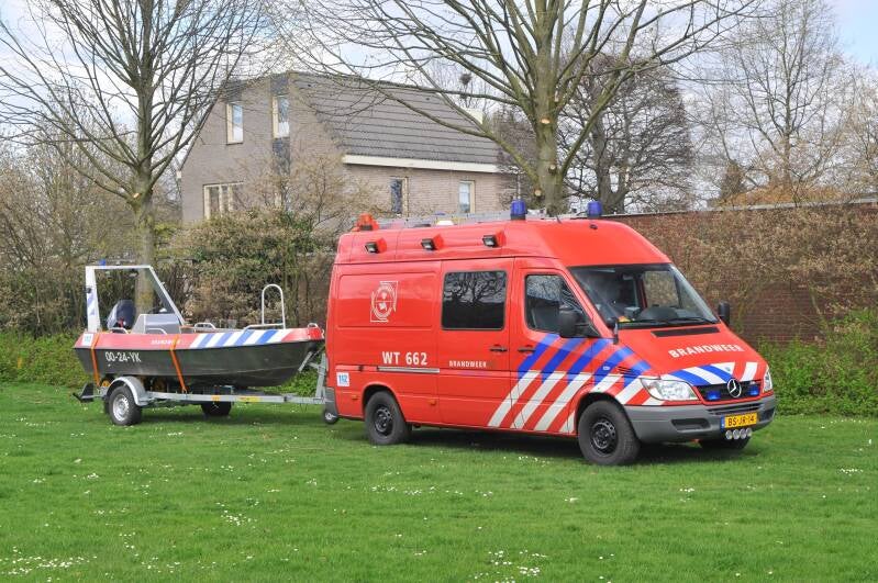 Kenteken: 74-BS-RF ->BS-JR-14 Roepnummer: WT662 > 23-4411 Type voertuig: WO Merk &amp; Type: Mercedes Benz 316CDi Opbouw: Rosenbauer Bouwjaar: 2005 In dienst: 2005 Uit dienst: 2013