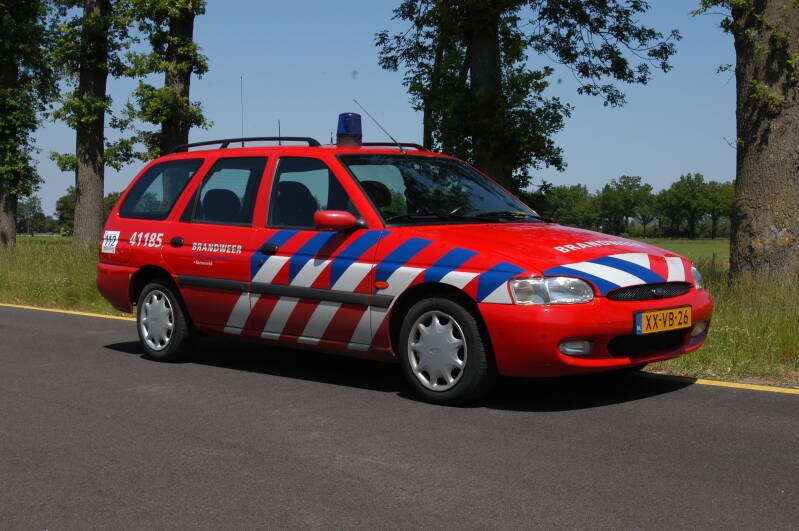 Kenteken: XX-VB-26 Roepnummer: 41-185 > 07-1702 Type voertuig: DA-PR Merk &amp; Type: Ford Escort 1,8TDi-Stationwagon Opbouw: Bouwjaar: 1999 In dienst: 1999 Uit dienst: 2010