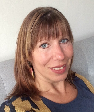 Ik was zelf mantelzorger toen het woord eigenlijk nog niet bestond. Eerst voor mijn moeder, en jaren later opnieuw voor mijn vader. In die periode merkte ik hoeveel er op je afkomt wanneer je zorgt voor iemand die je lief is. De verantwoordelijkheid, de e