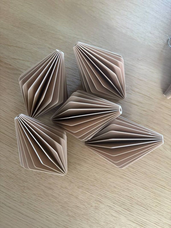 Diamond kerstbal Latte
