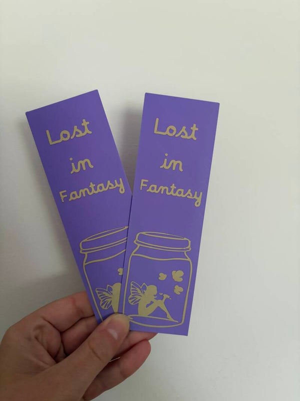 Bladwijzer ‘lost in fantasy’
