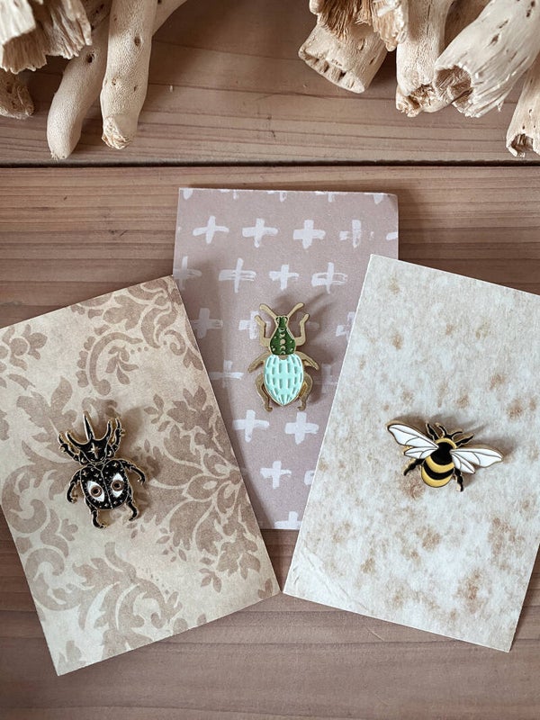 Buzz Friends - Enamel Pin