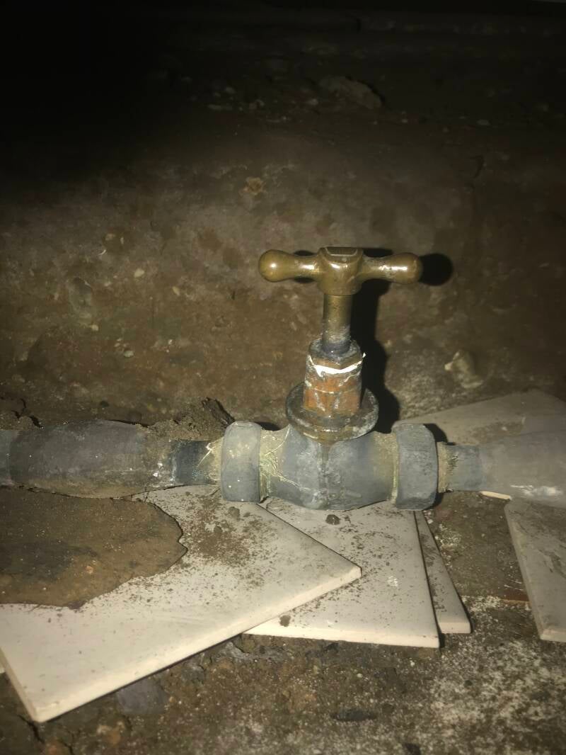 Lead pipe sttopcock as unsafe