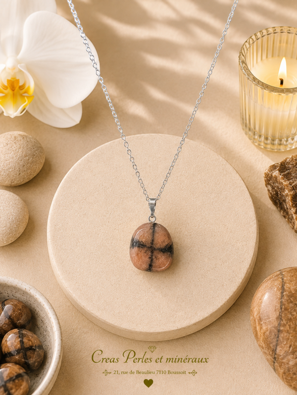 Pendentif en chiastolite sur chaîne en acier inoxydable n°2