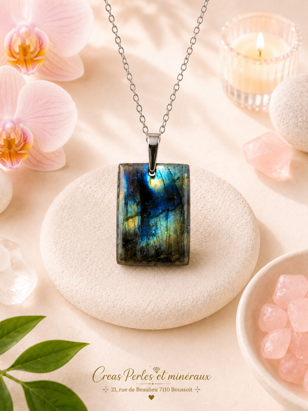 Pendentif en labradorite sur chaîne en acier inoxydable N°2