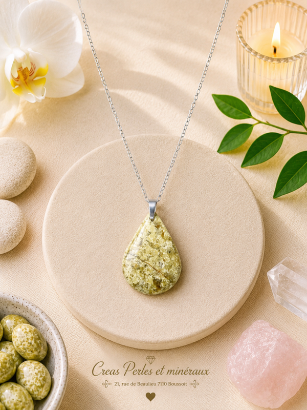 Pendentif en opale verte A+ sur chaîne en acier inoxydable n°2